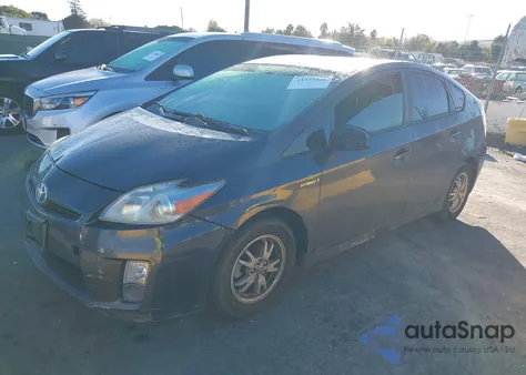 2011 Toyota Prius Two z USA, uszkodzony, nr VIN JTDKN3DUXB1376484